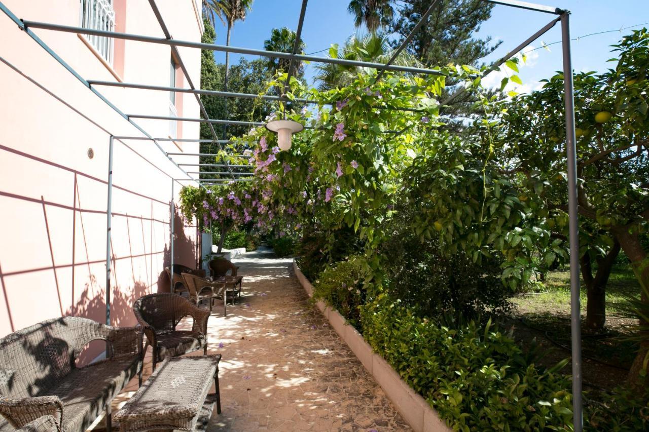 Villa Pampalone - B&B In Dimora Storica Трапани Экстерьер фото